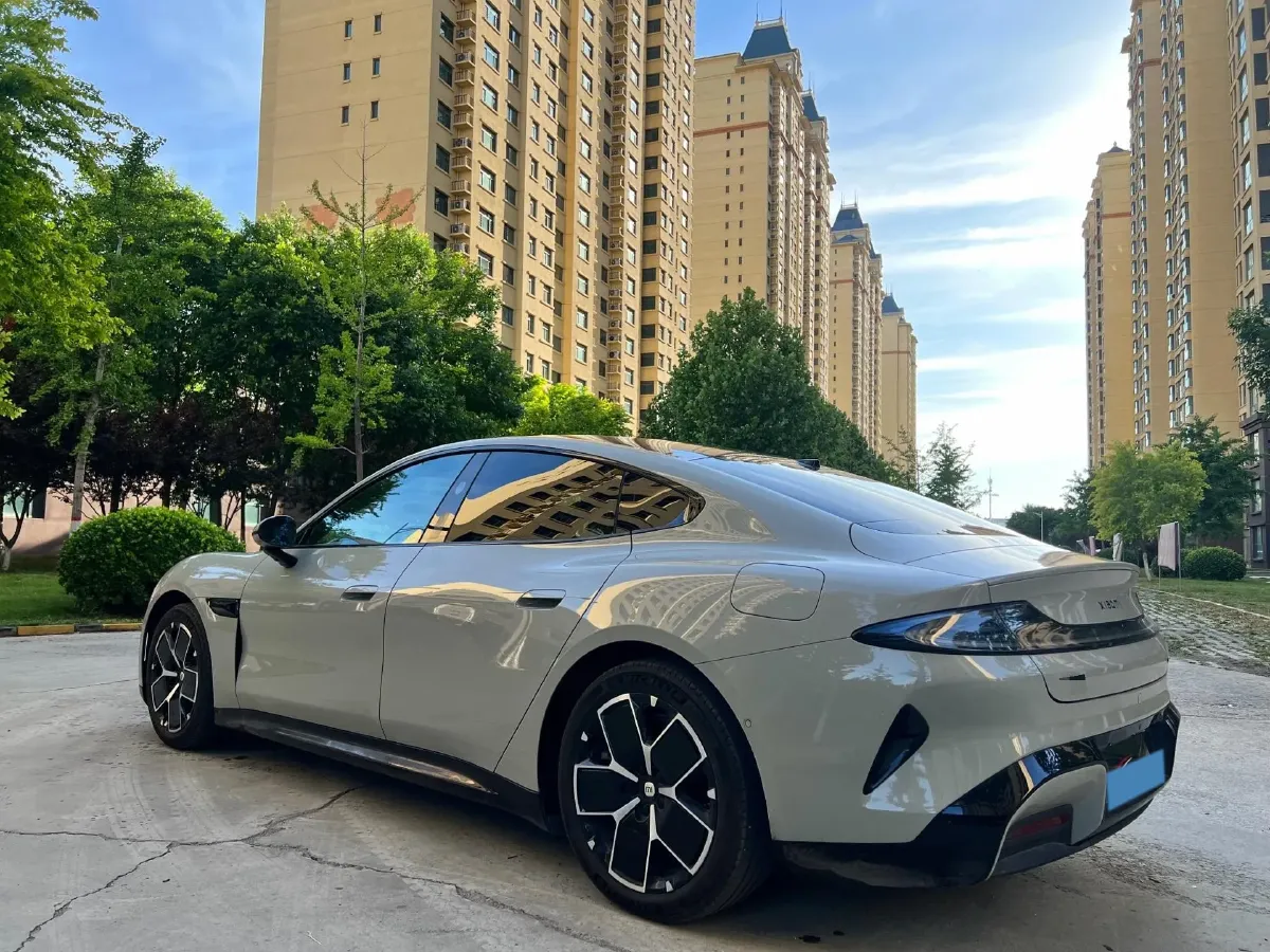2024 MI SU7 BEV 73.6KWH,autocango,china used car exporter,china ev exporter,chinese used car exporter,chinese used ev exporter