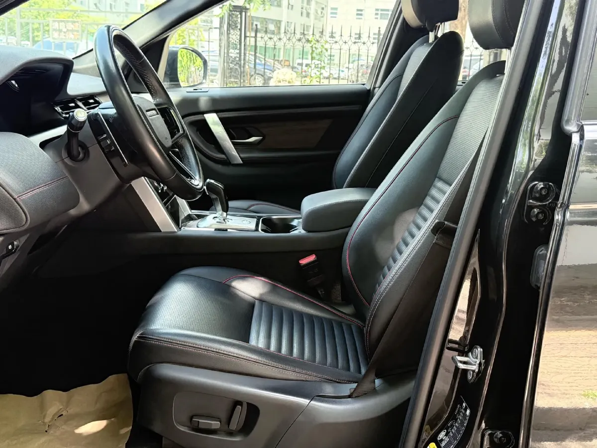2022 Land Rover Discovery Sport 2.0T 249HP L4 9AT,autocango,china used car exporter,china ev exporter,chinese used car exporter,chinese used ev exporter
