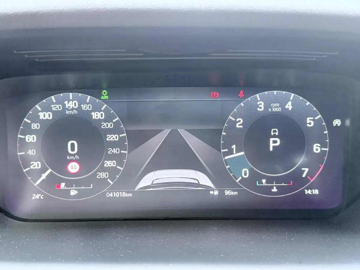 2022 Land Rover Discovery Sport 2.0T 249HP L4 9AT,autocango,china used car exporter,china ev exporter,chinese used car exporter,chinese used ev exporter