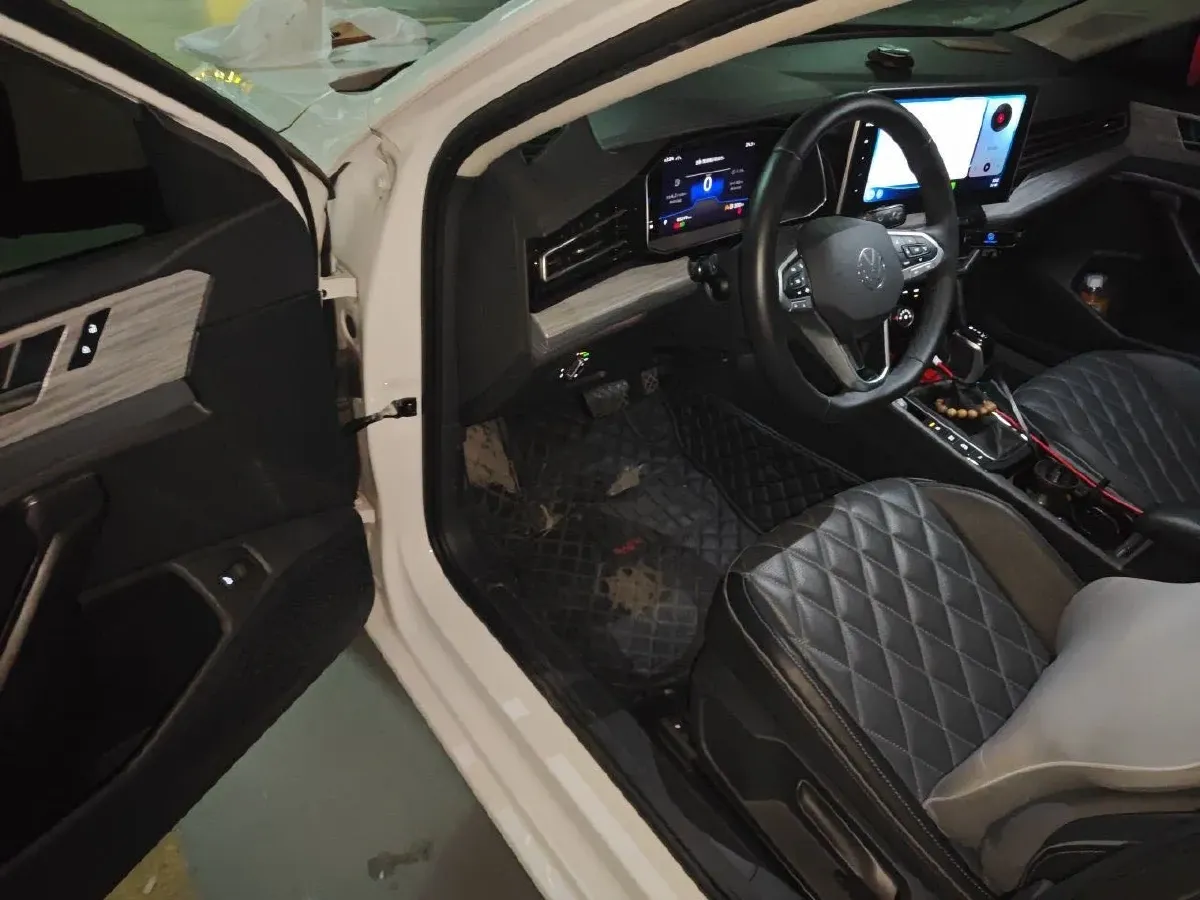 2023 Volkswagen Sagitar 1.5T 160HP L4 7DCT,autocango,china used car exporter,china ev exporter,chinese used car exporter,chinese used ev exporter