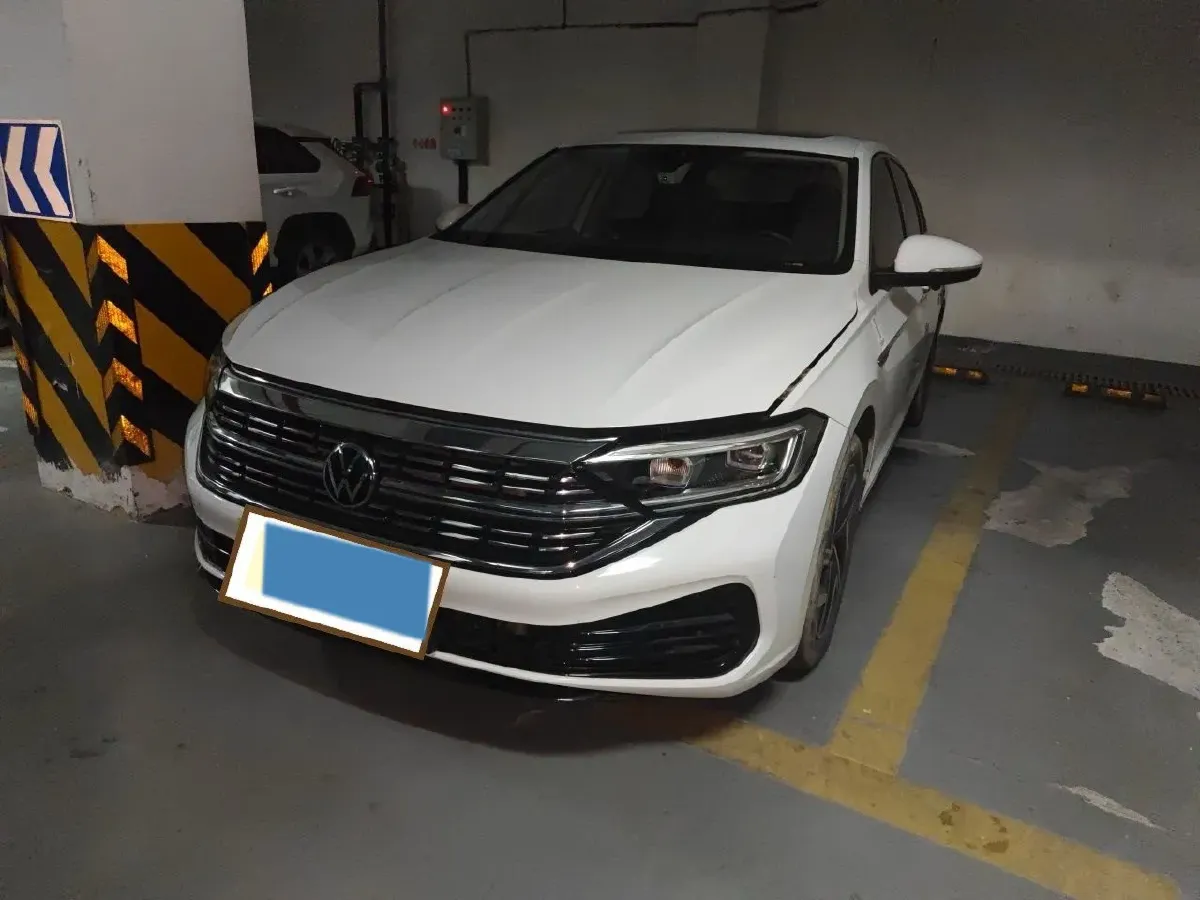 2023 Volkswagen Sagitar 1.5T 160HP L4 7DCT,autocango,china used car exporter,china ev exporter,chinese used car exporter,chinese used ev exporter