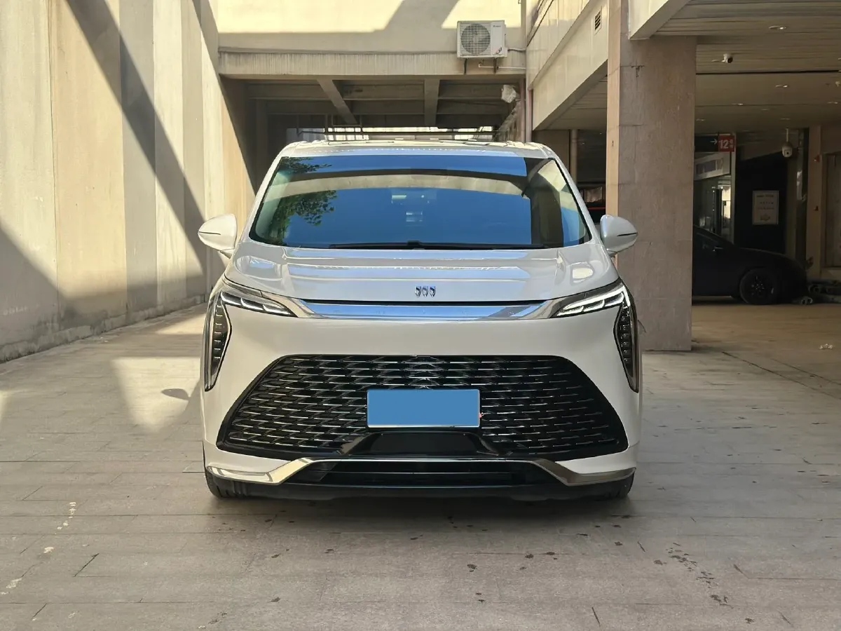 2023 Buick Century 2.0T 237HP L4 9AT,autocango,china used car exporter,china ev exporter,chinese used car exporter,chinese used ev exporter