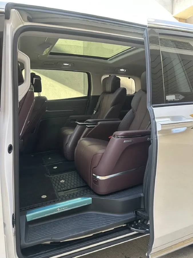 2023 Buick Century 2.0T 237HP L4 9AT,autocango,china used car exporter,china ev exporter,chinese used car exporter,chinese used ev exporter