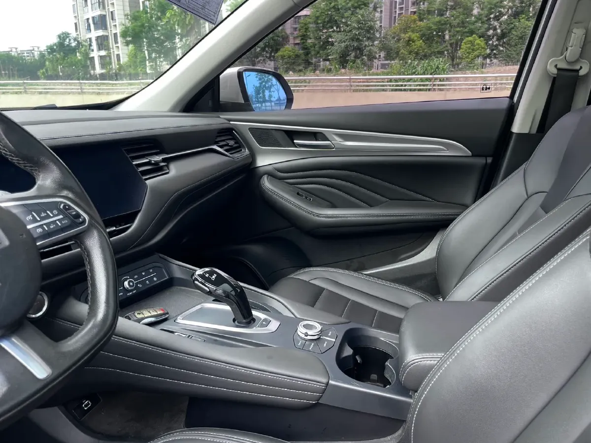 2019 Haval F7 2.0T 197HP L4 7DCT,autocango,china used car exporter,china ev exporter,chinese used car exporter,chinese used ev exporter