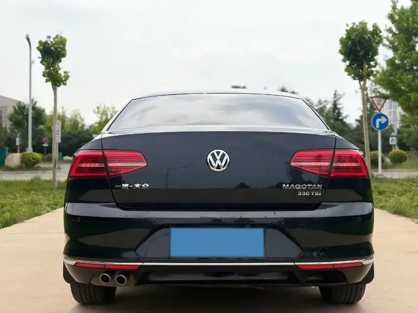 2018 Volkswagen Magotan 1.8T 180HP L4 7DCT,autocango,china used car exporter,china ev exporter,chinese used car exporter,chinese used ev exporter
