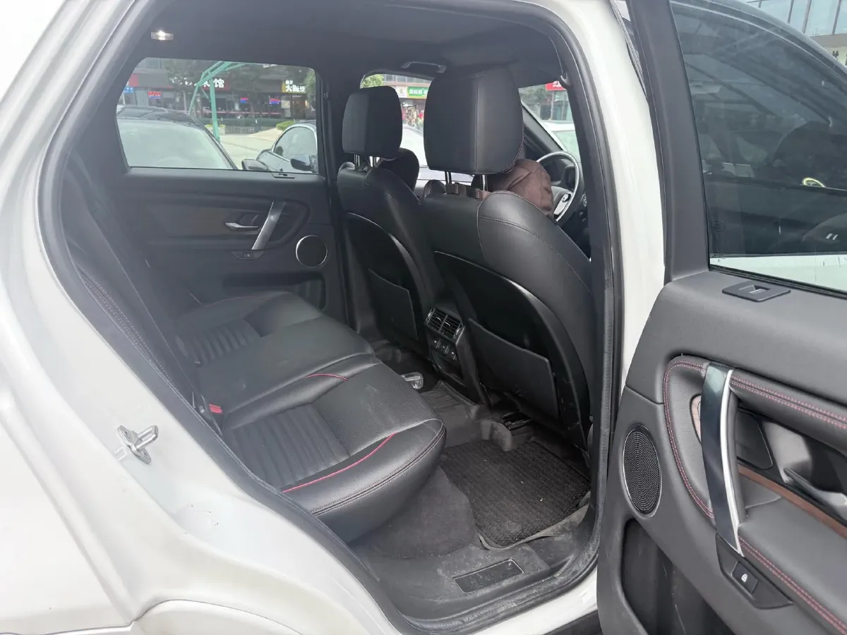 2021 Land Rover Discovery Sport 2.0T 249HP L4 9AT,autocango,china used car exporter,china ev exporter,chinese used car exporter,chinese used ev exporter