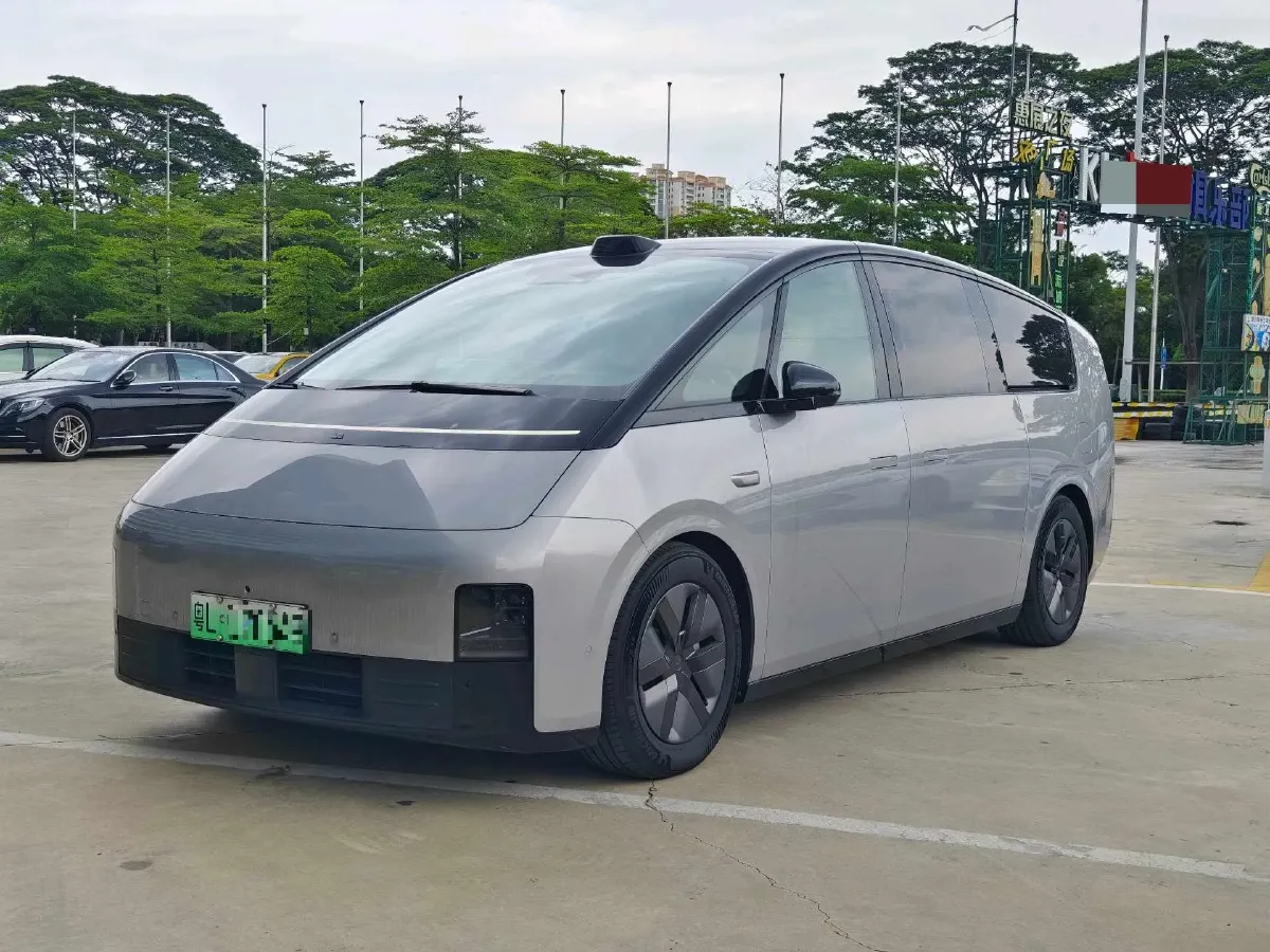 2024 Li MEGA BEV 102.7KWH,autocango,china used car exporter,china ev exporter,chinese used car exporter,chinese used ev exporter
