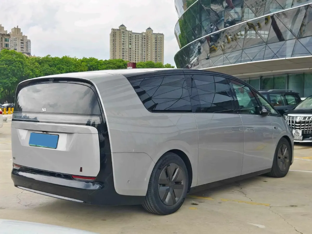 2024 Li MEGA BEV 102.7KWH,autocango,china used car exporter,china ev exporter,chinese used car exporter,chinese used ev exporter