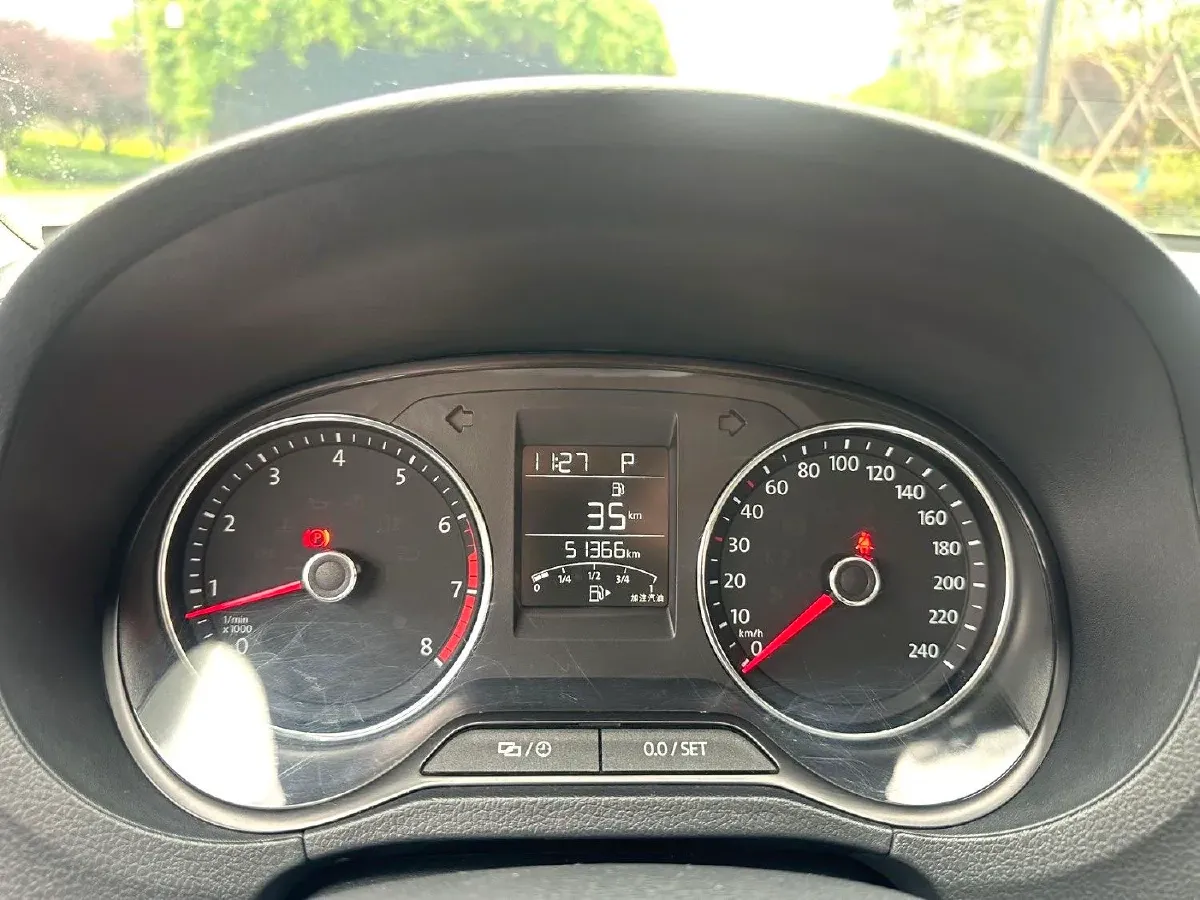 2016 Volkswagen Polo 1.6L 110HP L4 6AT,autocango,china used car exporter,china ev exporter,chinese used car exporter,chinese used ev exporter