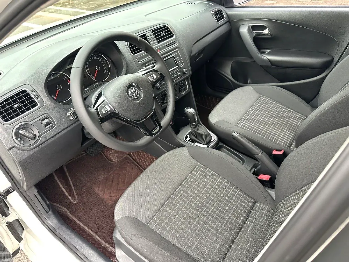 2016 Volkswagen Polo 1.6L 110HP L4 6AT,autocango,china used car exporter,china ev exporter,chinese used car exporter,chinese used ev exporter