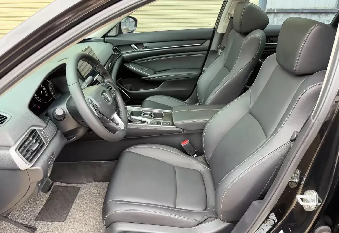 2022 Honda Accord 1.5T 194HP L4 CVT,autocango,china used car exporter,china ev exporter,chinese used car exporter,chinese used ev exporter