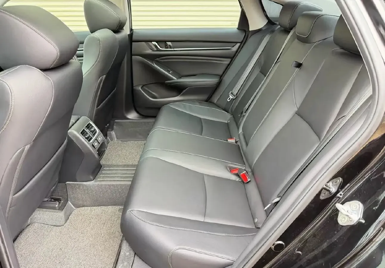 2022 Honda Accord 1.5T 194HP L4 CVT,autocango,china used car exporter,china ev exporter,chinese used car exporter,chinese used ev exporter