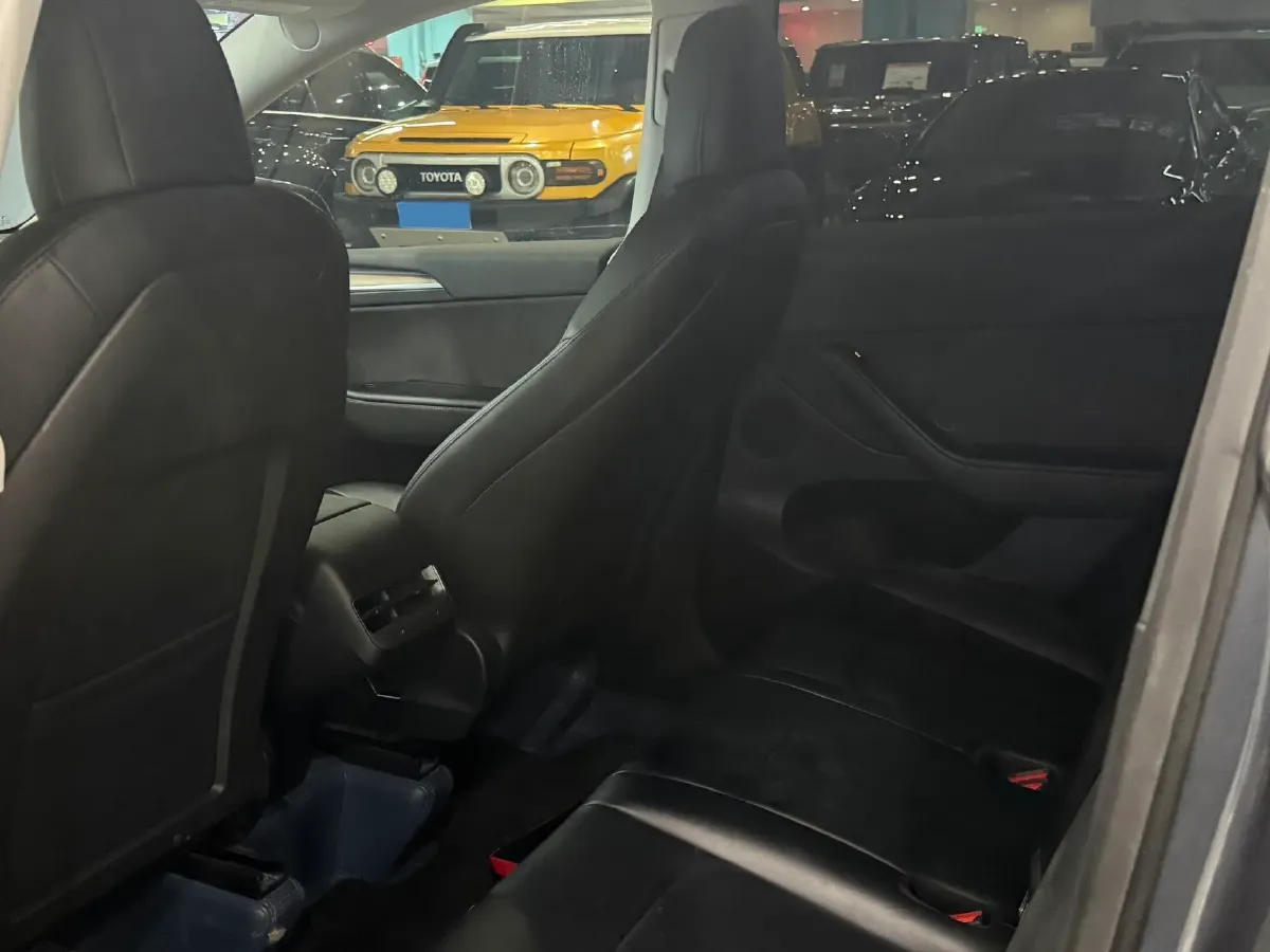 2022 Tesla Model Y BEV 60KWH,autocango,china used car exporter,china ev exporter,chinese used car exporter,chinese used ev exporter