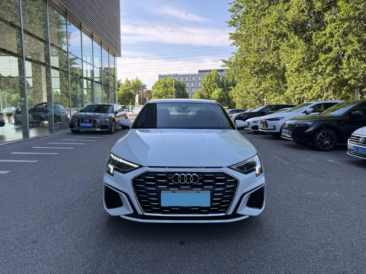 2024 Audi A3 1.4T 150HP L4 7DCT,autocango,china used car exporter,china ev exporter,chinese used car exporter,chinese used ev exporter