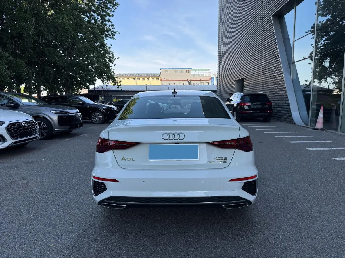2024 Audi A3 1.4T 150HP L4 7DCT,autocango,china used car exporter,china ev exporter,chinese used car exporter,chinese used ev exporter