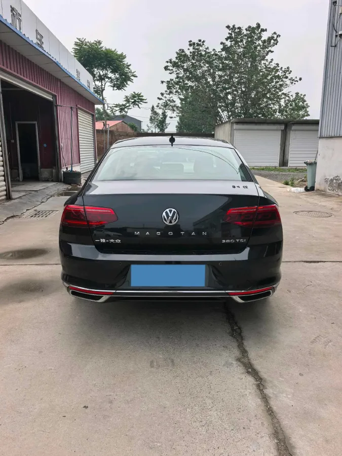 2020 Volkswagen Magotan 1.4T 150HP L4 7DCT,autocango,china used car exporter,china ev exporter,chinese used car exporter,chinese used ev exporter