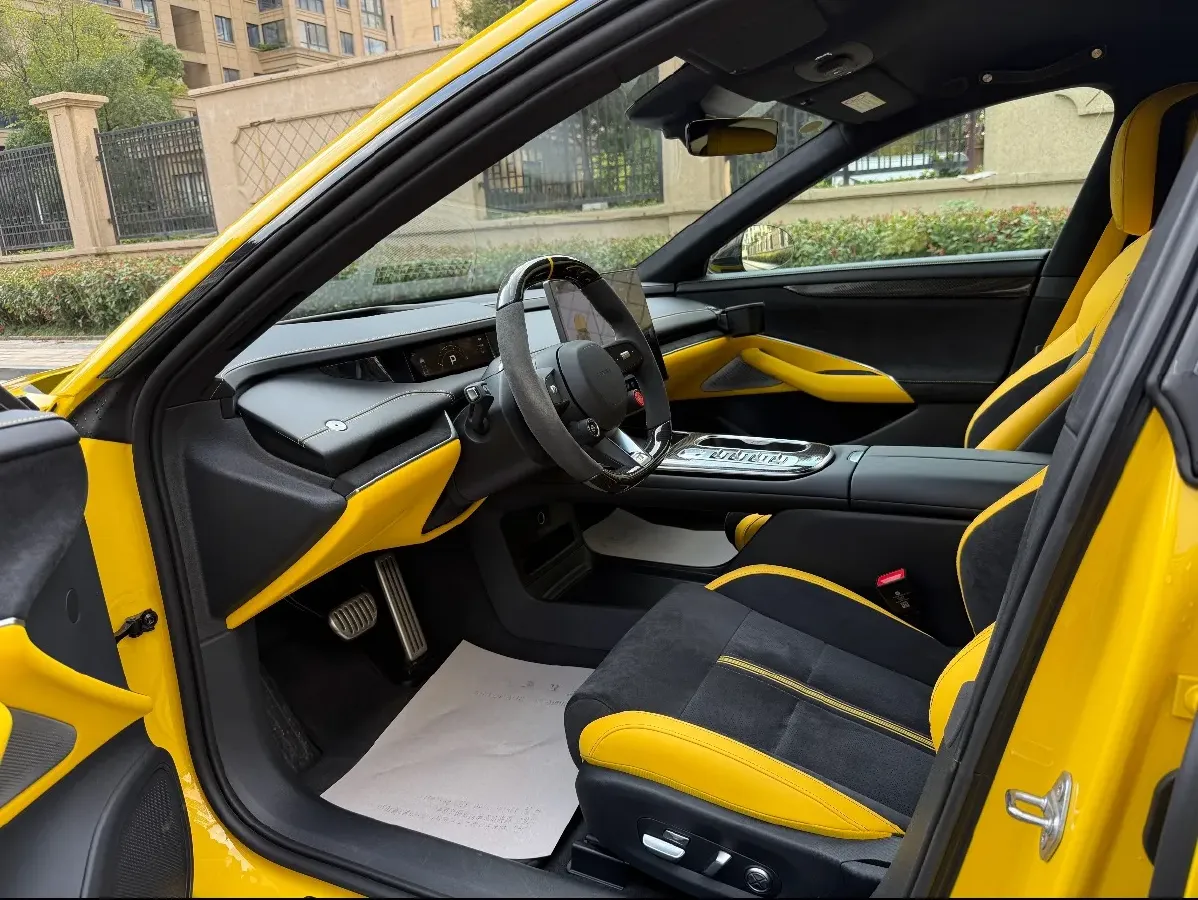 2025 MI SU7 Ultra BEV 93.7KWH,autocango,china used car exporter,china ev exporter,chinese used car exporter,chinese used ev exporter