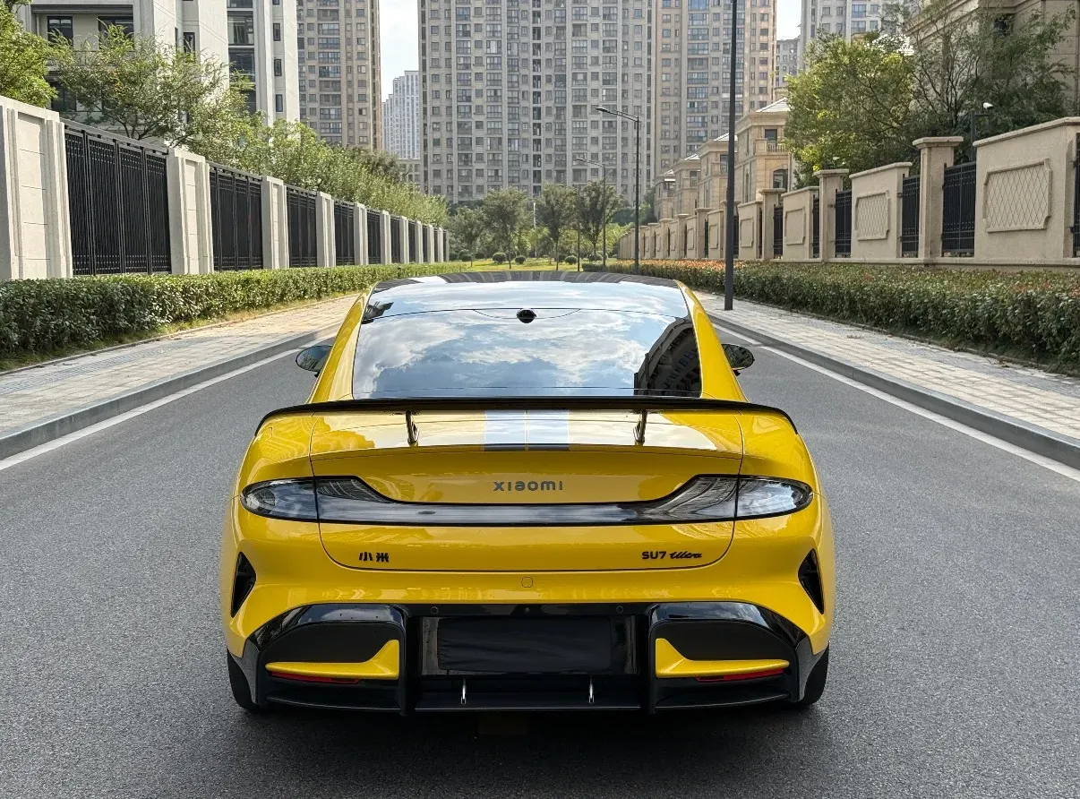 2025 MI SU7 Ultra BEV 93.7KWH,autocango,china used car exporter,china ev exporter,chinese used car exporter,chinese used ev exporter