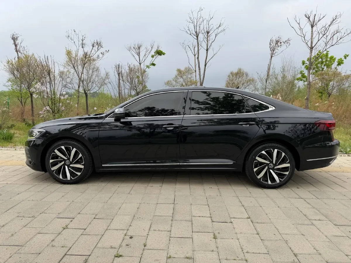 2023 Volkswagen Passat 1.4T 150HP L4 7DCT,autocango,china used car exporter,china ev exporter,chinese used car exporter,chinese used ev exporter