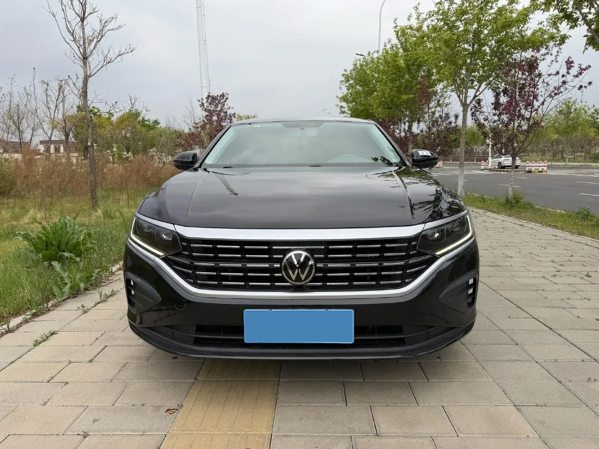 2023 Volkswagen Passat 1.4T 150HP L4 7DCT,autocango,china used car exporter,china ev exporter,chinese used car exporter,chinese used ev exporter