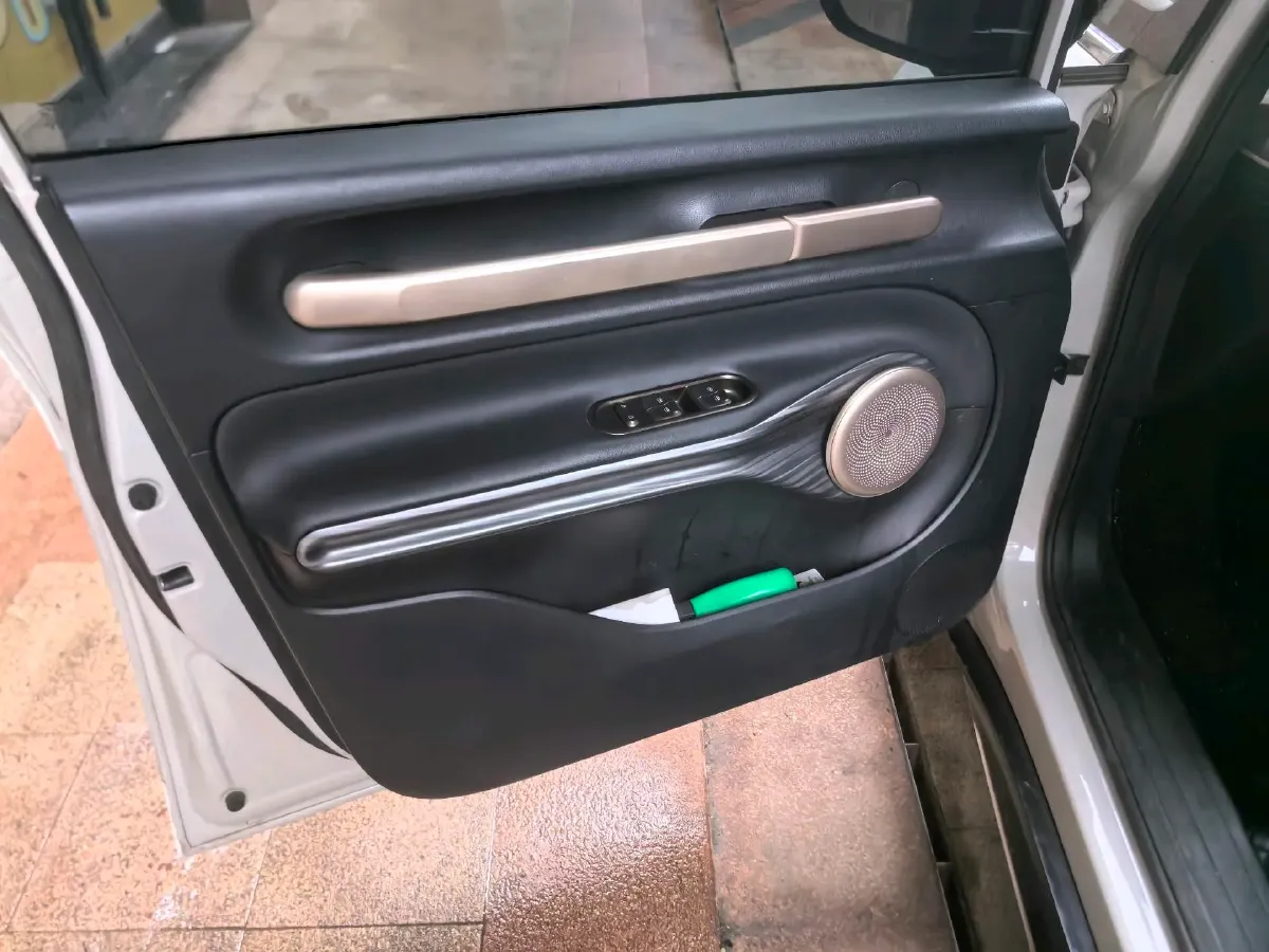 2023 BaoJun Cloud BEV 37.9KWH,autocango,china used car exporter,china ev exporter,chinese used car exporter,chinese used ev exporter