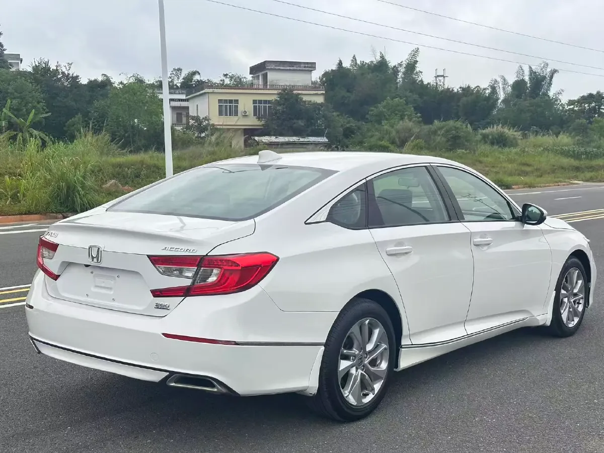2018 Honda Accord 1.5T 194HP L4 CVT,autocango,china used car exporter,china ev exporter,chinese used car exporter,chinese used ev exporter