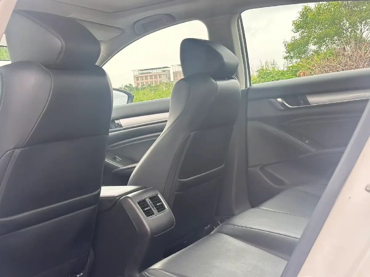 2018 Honda Accord 1.5T 194HP L4 CVT,autocango,china used car exporter,china ev exporter,chinese used car exporter,chinese used ev exporter