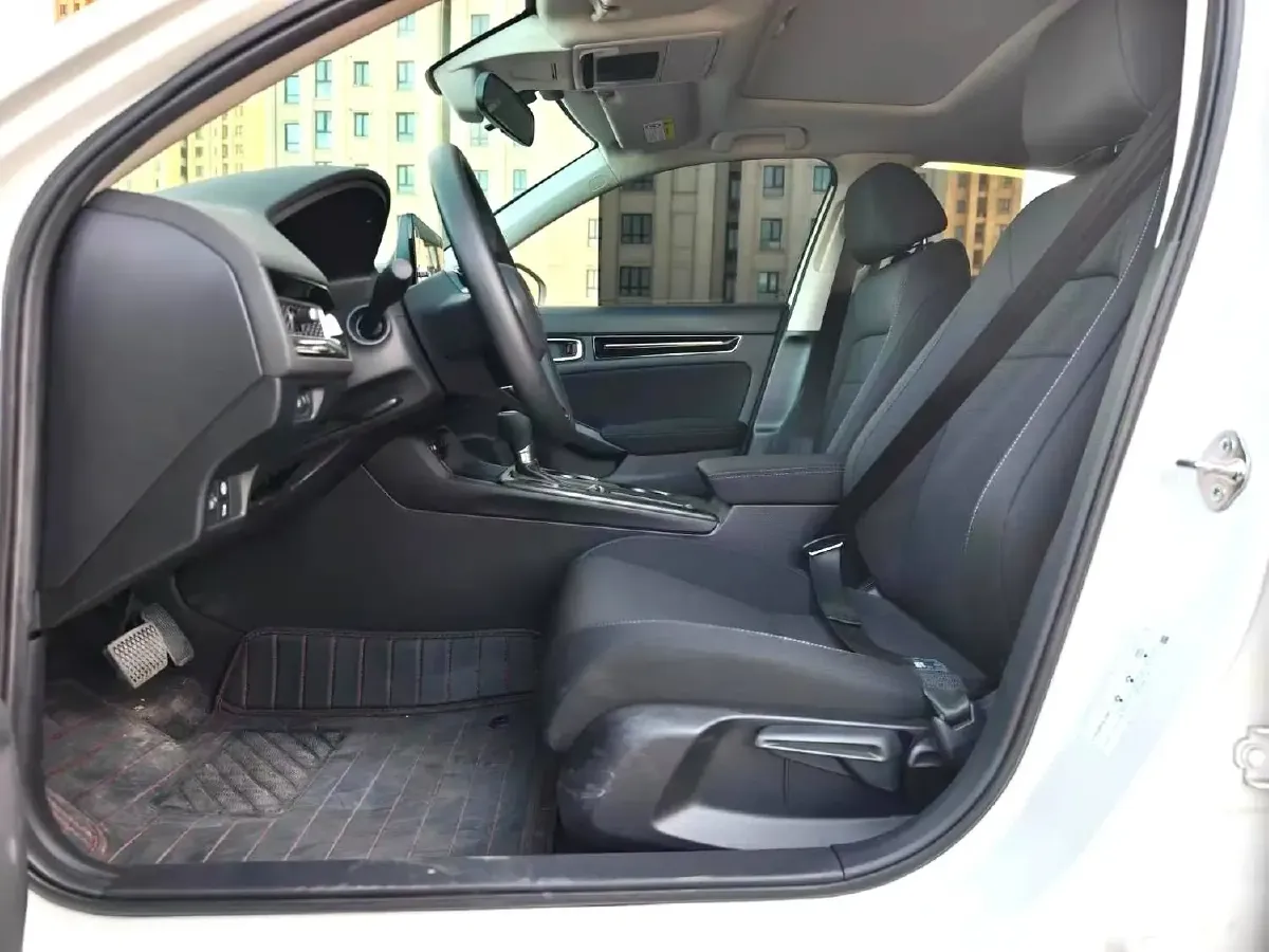 2022 Honda Civic 1.5T 182HP L4 CVT,autocango,china used car exporter,china ev exporter,chinese used car exporter,chinese used ev exporter