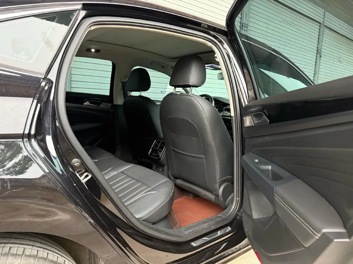 2022 Skoda Kodiak GT 2.0T 186HP L4 7DCT,autocango,china used car exporter,china ev exporter,chinese used car exporter,chinese used ev exporter