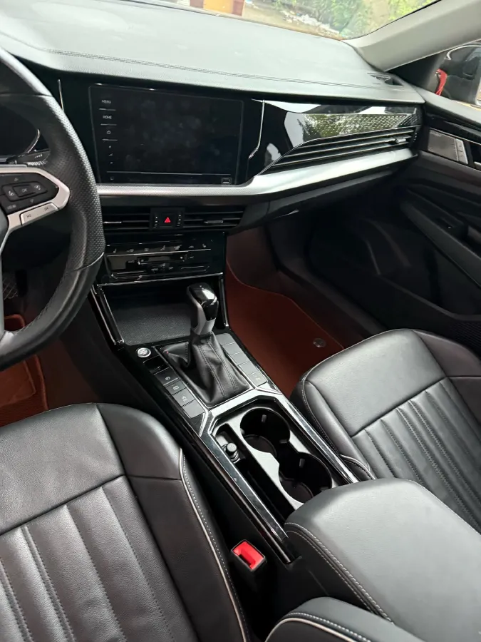 2022 Skoda Kodiak GT 2.0T 186HP L4 7DCT,autocango,china used car exporter,china ev exporter,chinese used car exporter,chinese used ev exporter