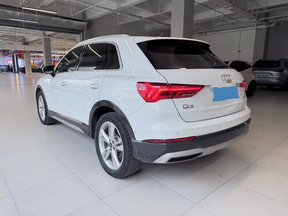 2022 Audi Q3 1.4T 150HP L4 7DCT,autocango,china used car exporter,china ev exporter,chinese used car exporter,chinese used ev exporter