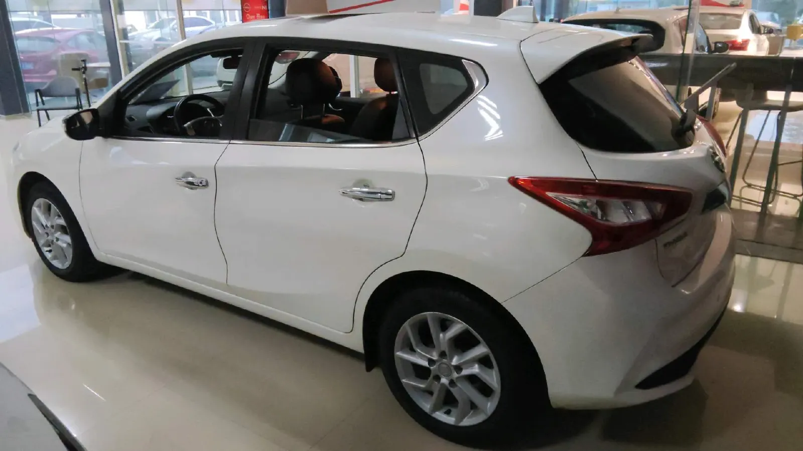 2021 Nissan Tiida 1.6L 122HP L4 CVT,autocango,china used car exporter,china ev exporter,chinese used car exporter,chinese used ev exporter