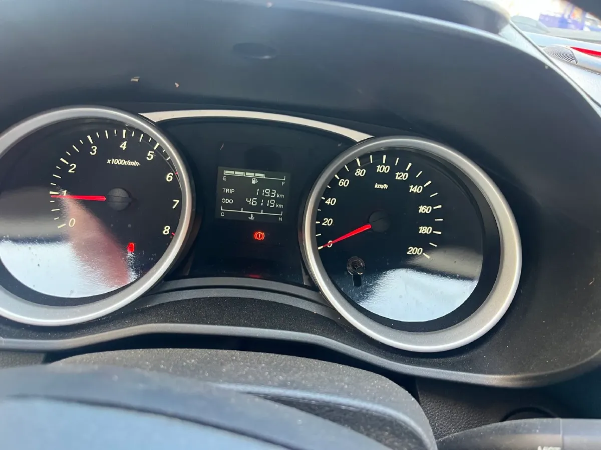2020 WuLing HongGuang Plus 1.5L 99HP L4 6MT,autocango,china used car exporter,china ev exporter,chinese used car exporter,chinese used ev exporter