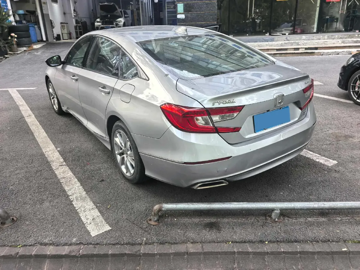 2018 Honda Accord 1.5T 194HP L4 CVT,autocango,china used car exporter,china ev exporter,chinese used car exporter,chinese used ev exporter
