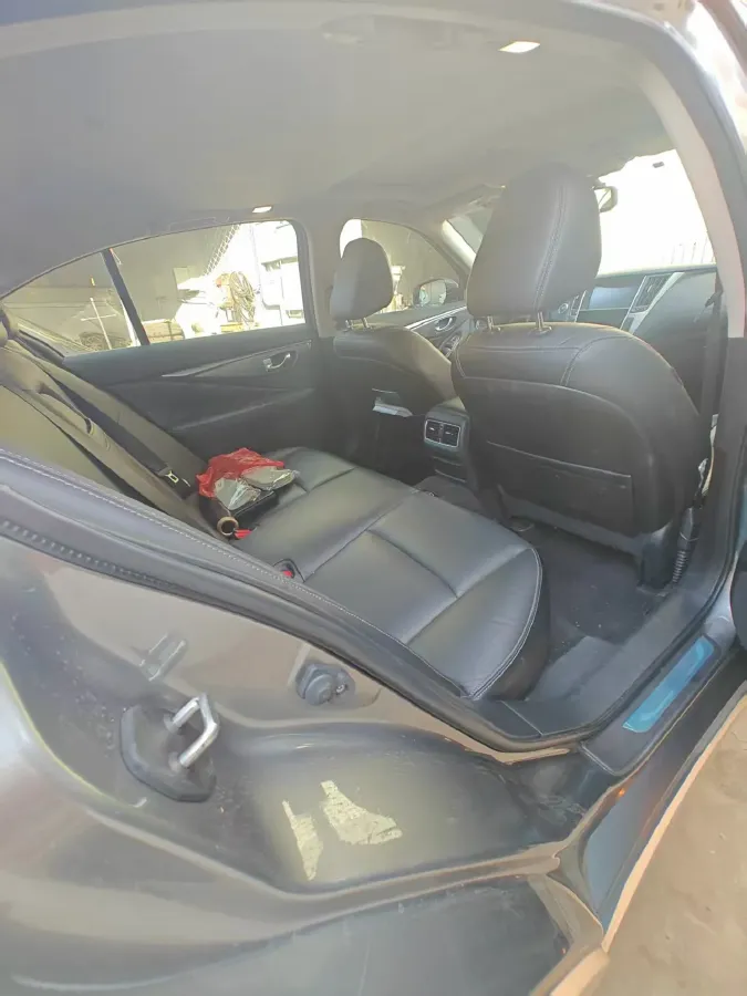 2018 Jeep Grand Commander 2.0T 265HP L4 9AT,autocango,china used car exporter,china ev exporter,chinese used car exporter,chinese used ev exporter