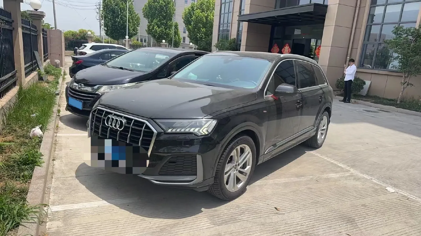 2023 Audi Q7 2.0T 265HP L4 8AT,autocango,china used car exporter,china ev exporter,chinese used car exporter,chinese used ev exporter