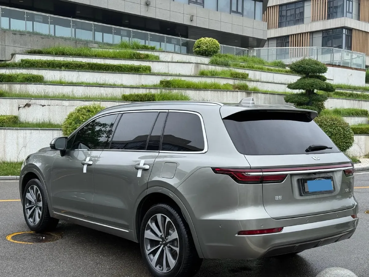 2021 Li ONE Range Extended 131HP REEV 40.5KWH,autocango,china used car exporter,china ev exporter,chinese used car exporter,chinese used ev exporter