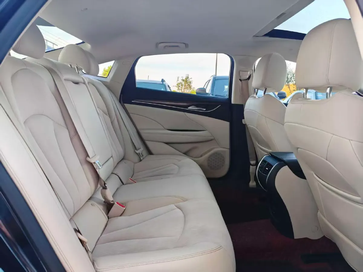 2019 Buick Larcosse 2.0T 241HP L4 9AT,autocango,china used car exporter,china ev exporter,chinese used car exporter,chinese used ev exporter