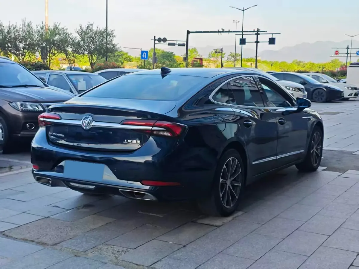2019 Buick Larcosse 2.0T 241HP L4 9AT,autocango,china used car exporter,china ev exporter,chinese used car exporter,chinese used ev exporter