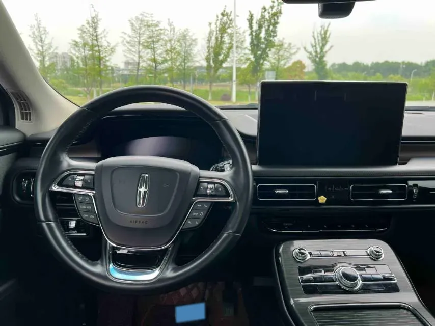 2021 Lincoln Nautilus 2.0T 245HP L4 8AT,autocango,china used car exporter,china ev exporter,chinese used car exporter,chinese used ev exporter
