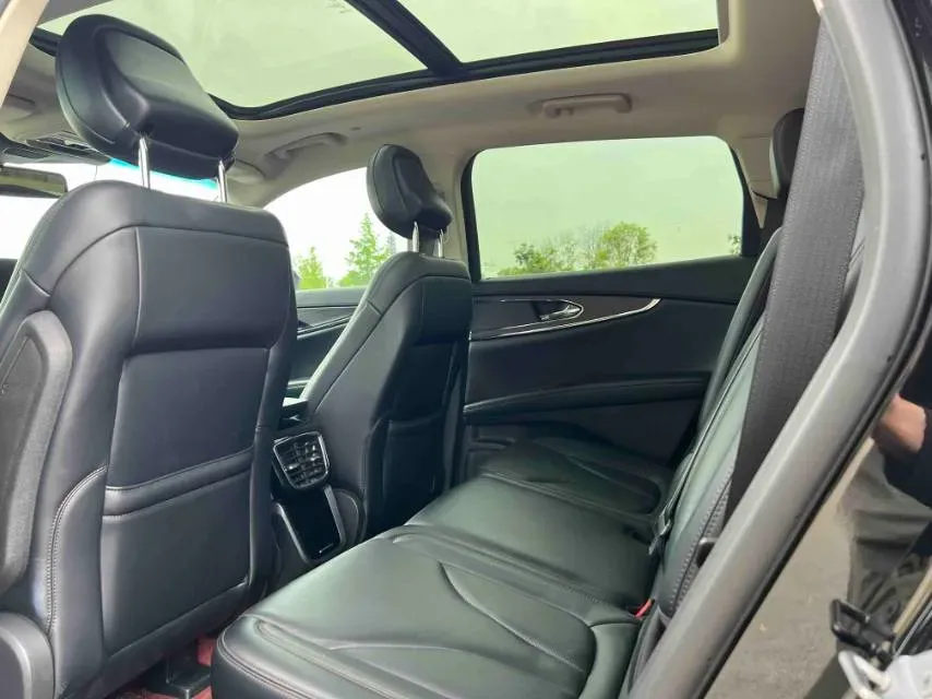 2021 Lincoln Nautilus 2.0T 245HP L4 8AT,autocango,china used car exporter,china ev exporter,chinese used car exporter,chinese used ev exporter