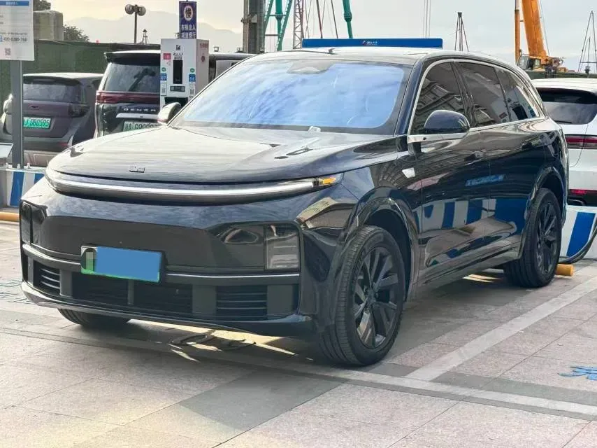 2023 Li L7 Range Extended 154HP REEV 40.9KWH,autocango,china used car exporter,china ev exporter,chinese used car exporter,chinese used ev exporter
