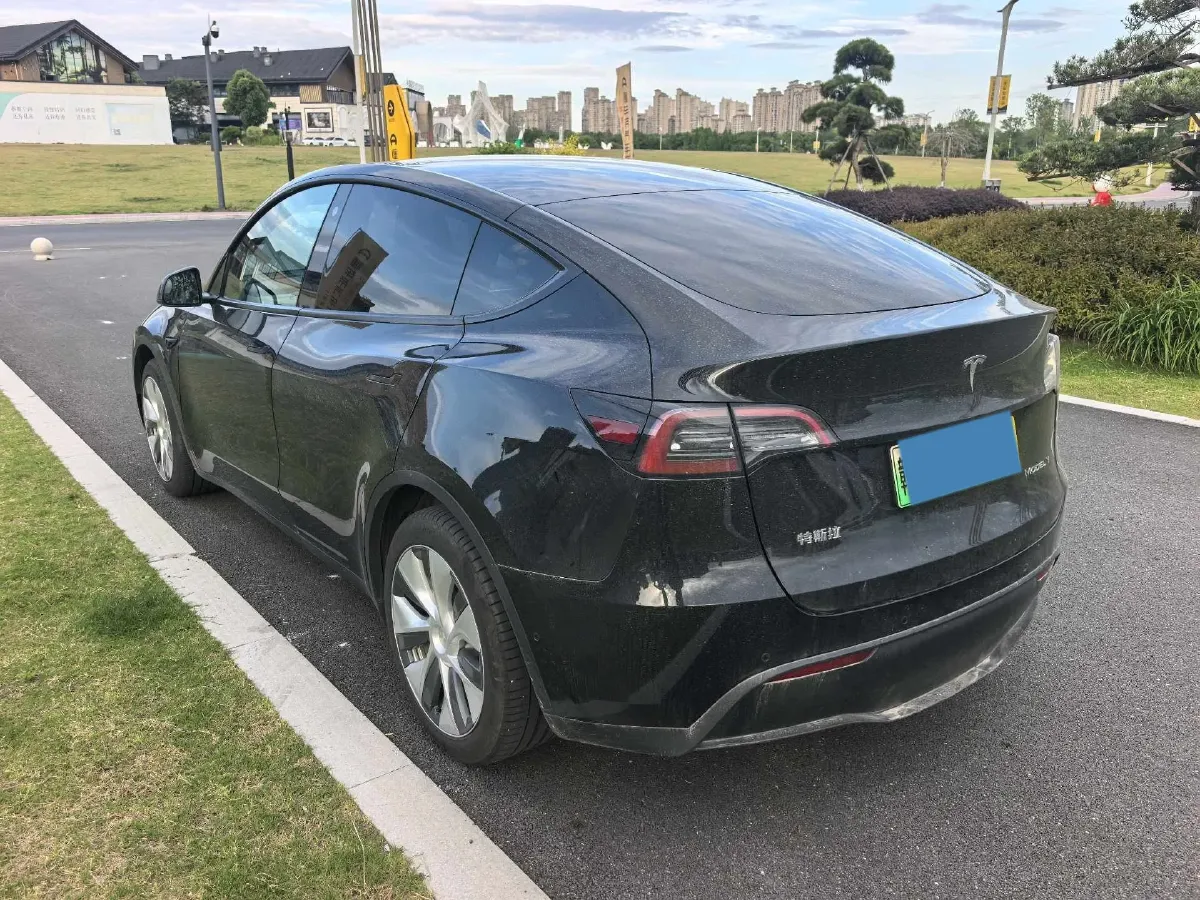 2022 Tesla Model Y BEV 60KWH,autocango,china used car exporter,china ev exporter,chinese used car exporter,chinese used ev exporter
