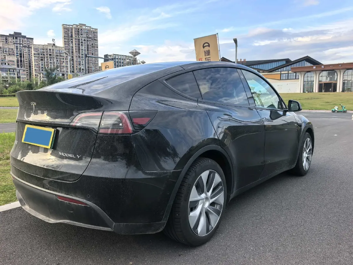 2022 Tesla Model Y BEV 60KWH,autocango,china used car exporter,china ev exporter,chinese used car exporter,chinese used ev exporter