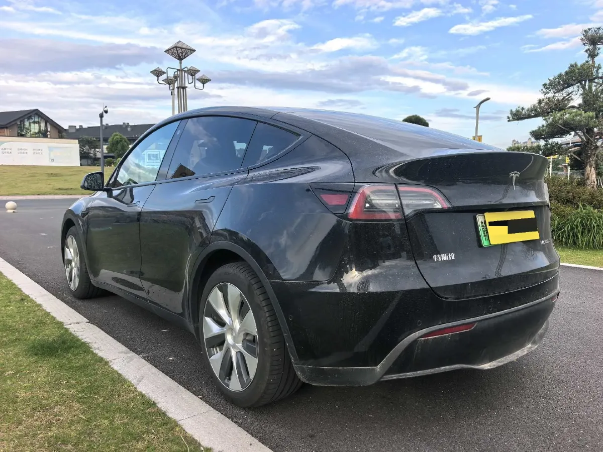 2022 Tesla Model Y BEV 60KWH,autocango,china used car exporter,china ev exporter,chinese used car exporter,chinese used ev exporter