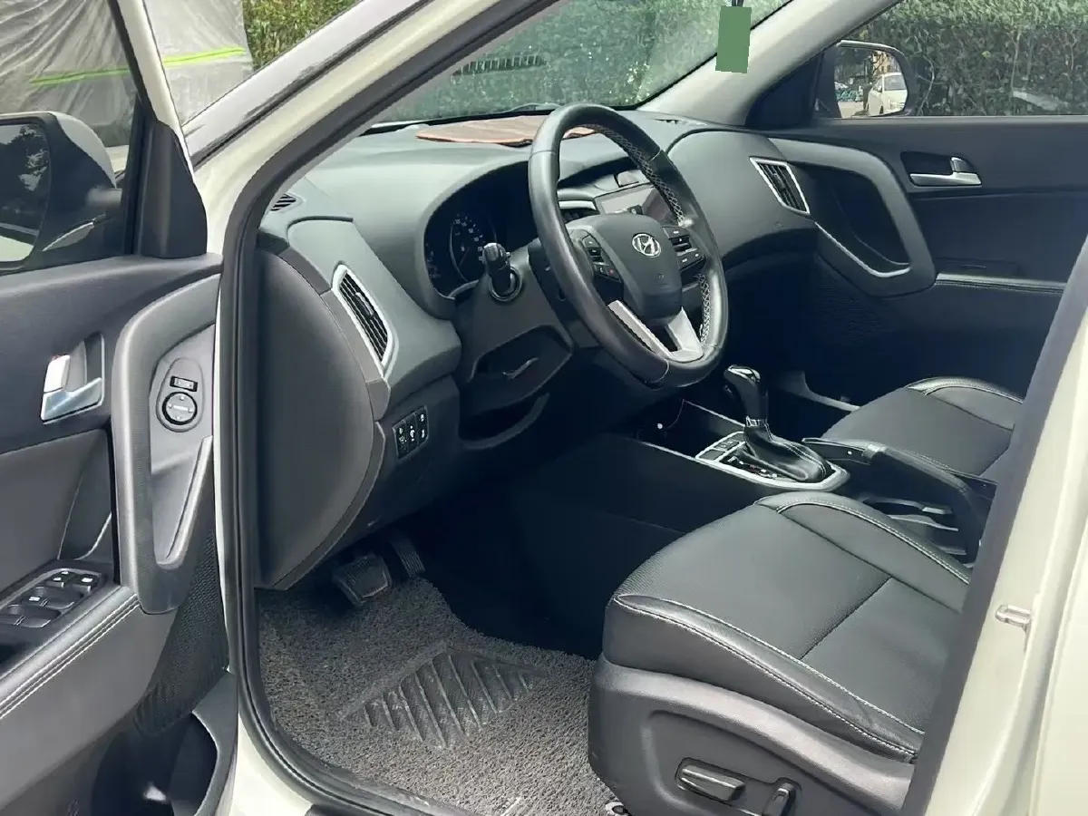 2017 Hyundai ix25 1.6L 125HP L4 6AT,autocango,china used car exporter,china ev exporter,chinese used car exporter,chinese used ev exporter