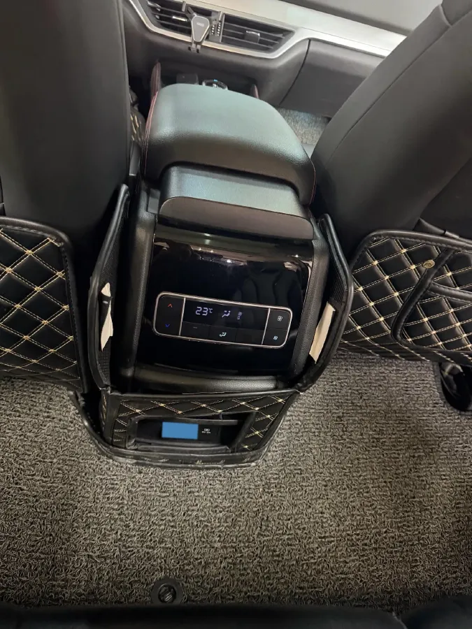 2018 BYD Tang 2.0T 205HP L4 6DCT PHEV 23.97KWH,autocango,china used car exporter,china ev exporter,chinese used car exporter,chinese used ev exporter