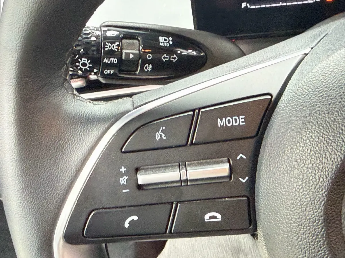 2023 Hyundai Elantra 1.5L 115HP L4 CVT,autocango,china used car exporter,china ev exporter,chinese used car exporter,chinese used ev exporter