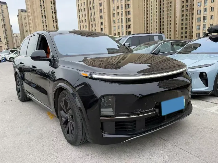 2023 Li L8 Range Extended 154HP REEV 40.9KWH,autocango,china used car exporter,china ev exporter,chinese used car exporter,chinese used ev exporter