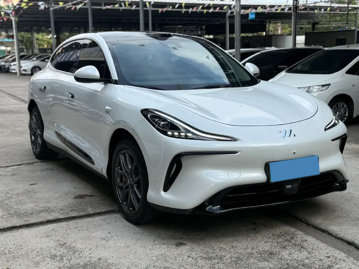 2023 IM LS6 BEV 100KWH,autocango,china used car exporter,china ev exporter,chinese used car exporter,chinese used ev exporter